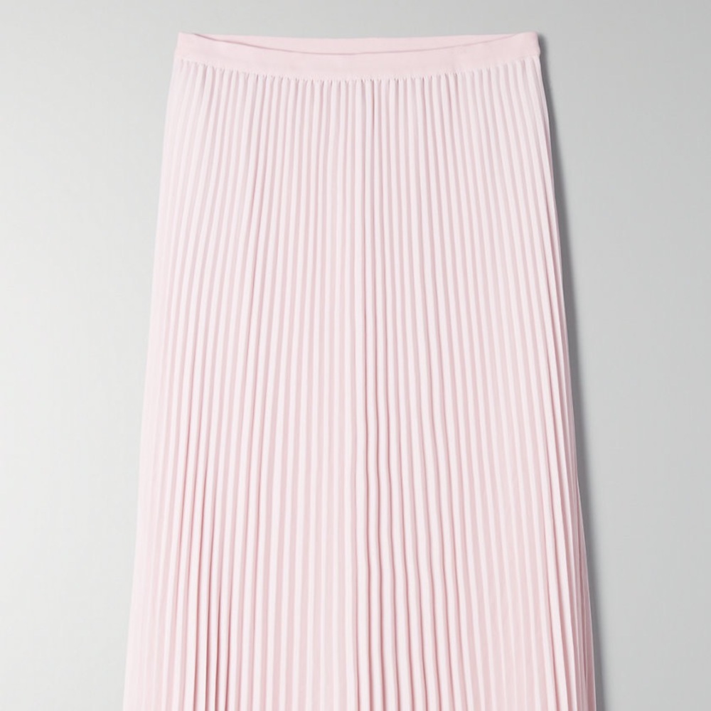Aritzia Babaton Jude pleated skirt in Pink